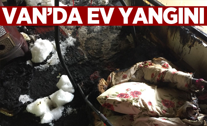 Çaldıran’da ev yangını