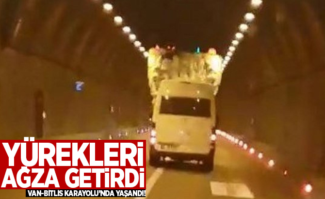 Saman yüklü kamyon tünelde trafiği tehlikeye soktu