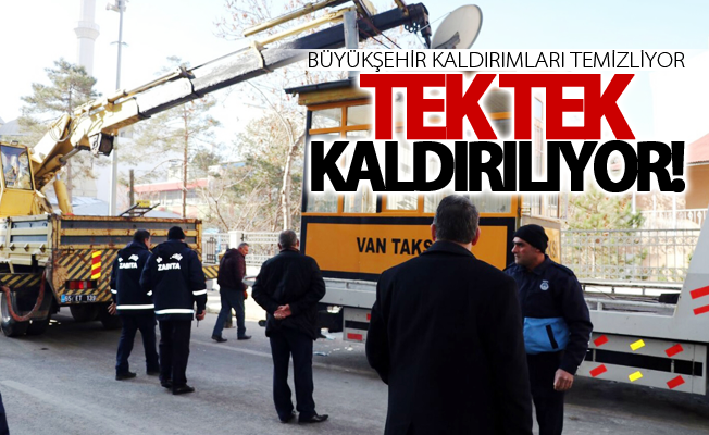 Kaldırımlardaki taksi durakları ile kulübeler kaldırılıyor