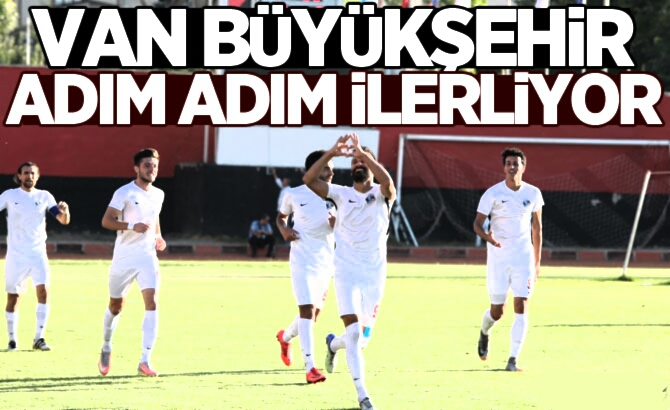 Van Büyükşehir Belediyespor adım adım yükseliyor