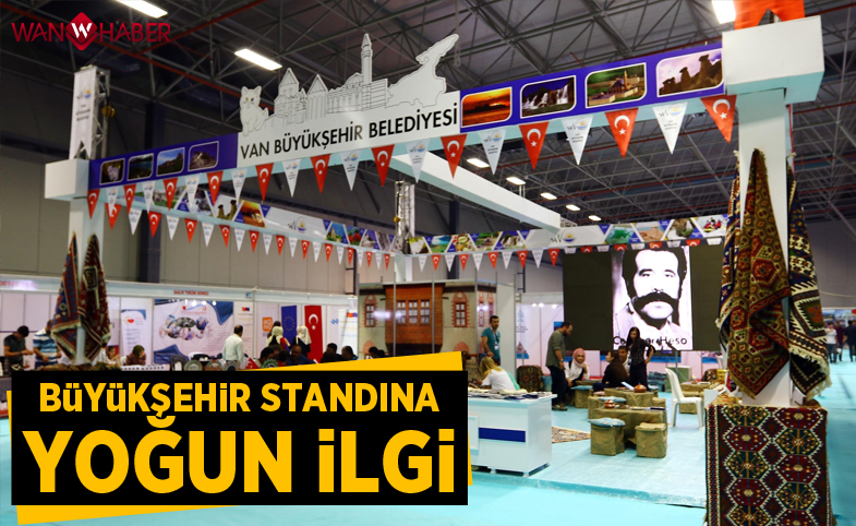 Büyükşehir standına yoğun ilgi