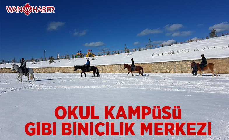 Okul kampüsü gibi binicilik merkezi