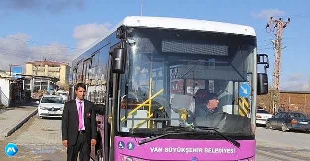 Başkale’de Başkale’de Belediye Otobüsleri Hizmete Başladı