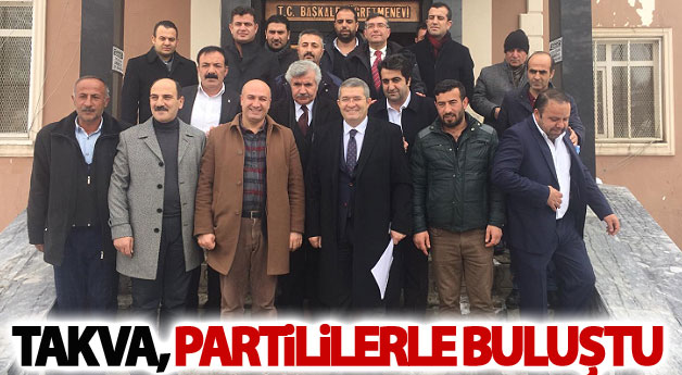 Necdet Takva, partililerle buluştu